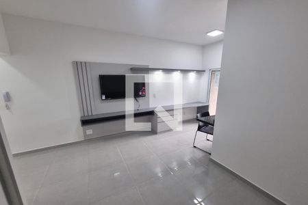 Sala - Dormitório de kitnet/studio para alugar com 1 quarto, 38m² em Ribeirânia, Ribeirão Preto