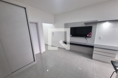 Sala - Dormitório de kitnet/studio para alugar com 1 quarto, 38m² em Ribeirânia, Ribeirão Preto