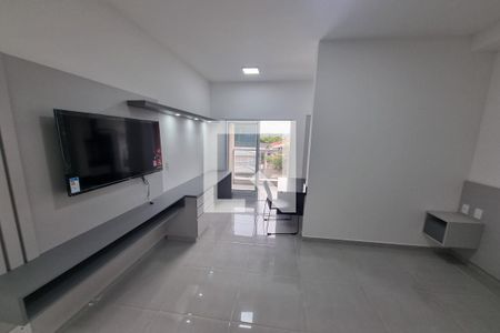 Sala - Dormitório de kitnet/studio para alugar com 1 quarto, 38m² em Ribeirânia, Ribeirão Preto