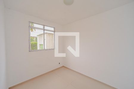 Quarto 1 de apartamento para alugar com 2 quartos, 40m² em Jardim Dona Leopoldina, Porto Alegre