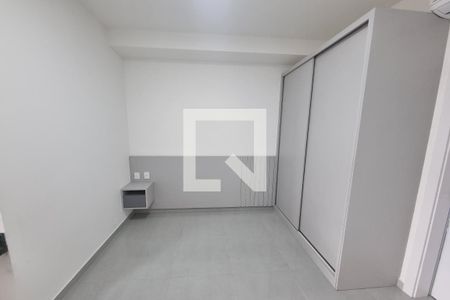 Sala - Dormitório de kitnet/studio para alugar com 1 quarto, 38m² em Ribeirânia, Ribeirão Preto