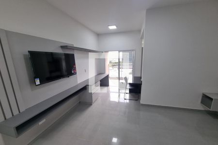 Sala - Dormitório de kitnet/studio para alugar com 1 quarto, 38m² em Ribeirânia, Ribeirão Preto