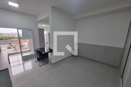 Sala - Dormitório de kitnet/studio para alugar com 1 quarto, 38m² em Ribeirânia, Ribeirão Preto