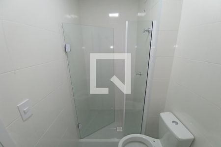 Banheiro de kitnet/studio para alugar com 1 quarto, 38m² em Ribeirânia, Ribeirão Preto