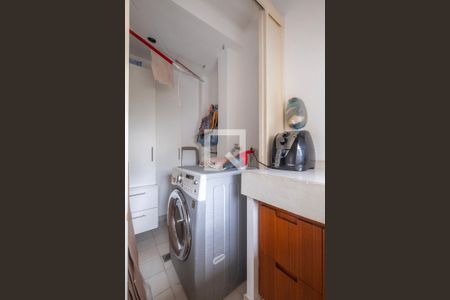 Sala/Cozinha de apartamento à venda com 2 quartos, 83m² em Pinheiros, São Paulo