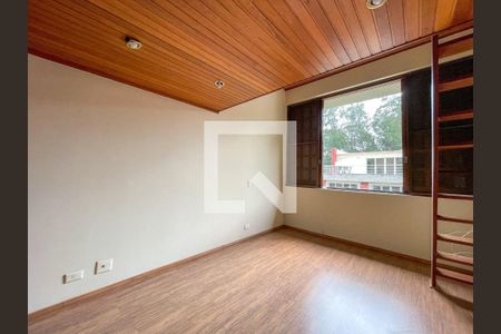 Casa à venda com 5 quartos, 400m² em Jardim Morumbi, São Paulo