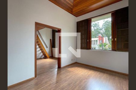 Quarto de casa de condomínio à venda com 5 quartos, 400m² em Jardim Morumbi, São Paulo