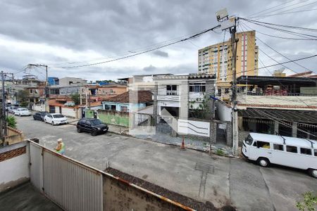 Vista da sala 2 de casa para alugar com 3 quartos, 100m² em Mutondo, São Gonçalo