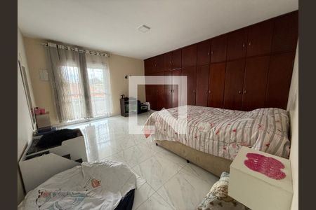 Quarto  de casa para alugar com 3 quartos, 230m² em Parque Suzano, Suzano