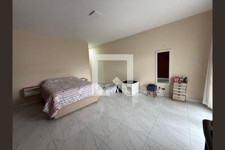 Quarto  de casa para alugar com 3 quartos, 230m² em Parque Suzano, Suzano