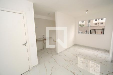 Sala de apartamento para alugar com 2 quartos, 42m² em Usina Piratininga, São Paulo