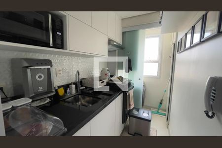 Cozinha de apartamento à venda com 1 quarto, 70m² em Vila Uberabinha, São Paulo