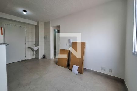 Sala/Cozinha de apartamento para alugar com 2 quartos, 43m² em Cambuci, São Paulo