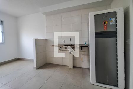 Sala/Cozinha de apartamento para alugar com 2 quartos, 43m² em Cambuci, São Paulo