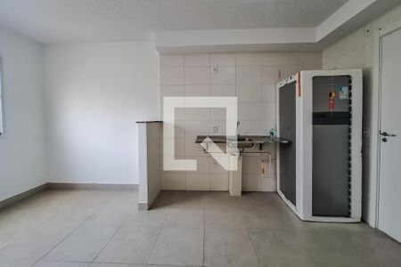 Sala/Cozinha de apartamento para alugar com 2 quartos, 43m² em Cambuci, São Paulo