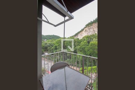 Varanda de apartamento à venda com 2 quartos, 54m² em Itanhangá, Rio de Janeiro