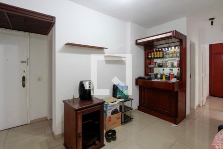 Sala de apartamento à venda com 2 quartos, 54m² em Itanhangá, Rio de Janeiro