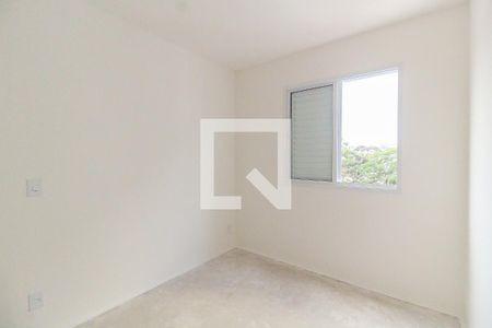 Quarto 1 de apartamento à venda com 2 quartos, 45m² em Vila Carmosina, São Paulo