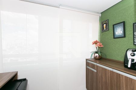 Varanda de apartamento à venda com 2 quartos, 51m² em Vila Carrão, São Paulo