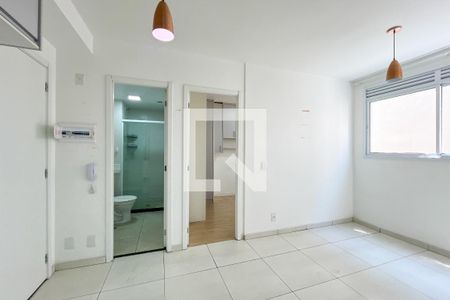 Sala de apartamento para alugar com 2 quartos, 34m² em Vila Palmeiras, São Paulo