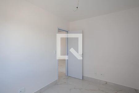 Quarto 1 de apartamento para alugar com 2 quartos, 70m² em Copacabana, Belo Horizonte