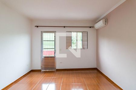 Quarto 1 de casa para alugar com 2 quartos, 89m² em Jardim Sao Roque, São Paulo