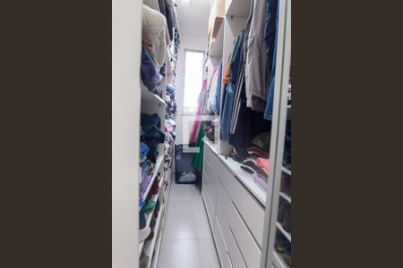 Closet suíte de apartamento para alugar com 2 quartos, 65m² em Cabral, Contagem