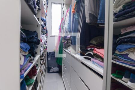 Closet suíte de apartamento para alugar com 2 quartos, 65m² em Cabral, Contagem