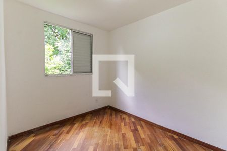 Quarto 2 de apartamento para alugar com 2 quartos, 48m² em Colônia Zl, São Paulo