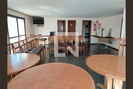 Apartamento à venda com 2 quartos, 49m² em Vila Mangalot, São Paulo