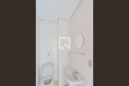 Lavabo de casa de condomínio à venda com 3 quartos, 188m² em Espírito Santo, Porto Alegre