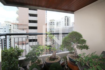 Varanda de apartamento à venda com 1 quarto, 72m² em Vila Nova Conceição, São Paulo