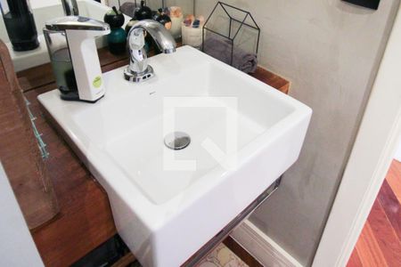 Lavabo de apartamento à venda com 1 quarto, 72m² em Vila Nova Conceição, São Paulo