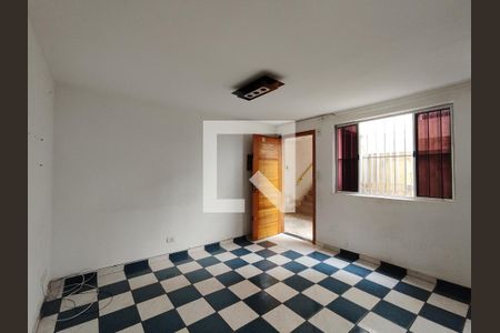 Sala de apartamento para alugar com 2 quartos, 48m² em Jardim do Castelo, Ferraz de Vasconcelos