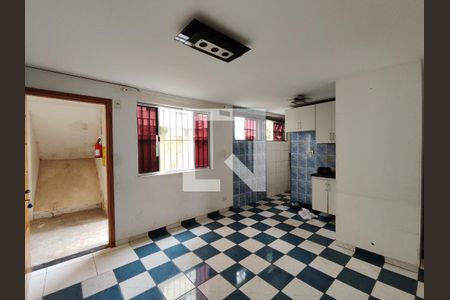 Sala de apartamento para alugar com 2 quartos, 48m² em Jardim do Castelo, Ferraz de Vasconcelos