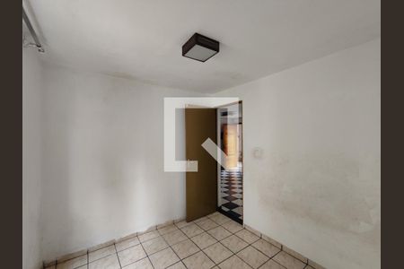 Quarto 2 de apartamento para alugar com 2 quartos, 48m² em Jardim do Castelo, Ferraz de Vasconcelos