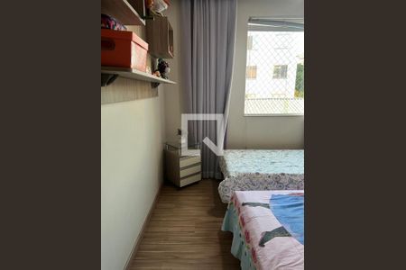 Quarto de casa à venda com 3 quartos, 289m² em Heliópolis, Belo Horizonte