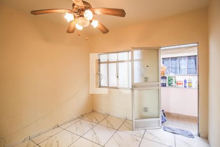 Sala de apartamento para alugar com 2 quartos, 74m² em Centro, Mesquita