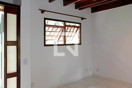 Sala de casa de condomínio para alugar com 4 quartos, 200m² em Vinhas Vista Alegre, Vinhedo