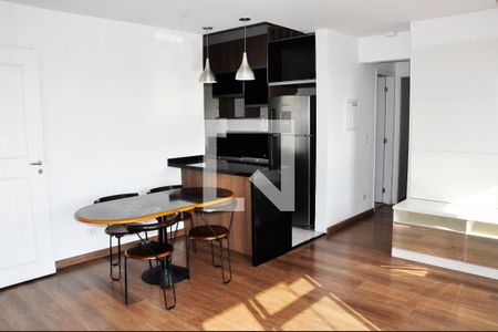 Sala de apartamento à venda com 2 quartos, 68m² em Vila Pereira Barreto, São Paulo