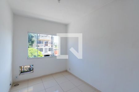 Quarto 2 de apartamento para alugar com 2 quartos, 60m² em Brás de Pina, Rio de Janeiro