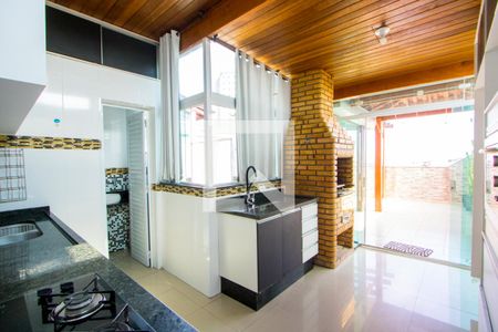 Apartamento à venda com 96m², 2 quartos e 1 vaga Apartamento à venda com 96m², 2 quartos e 1 vagaCozinha Principal/Espaço gourmet