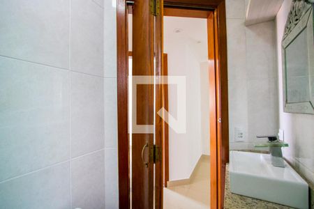 Apartamento à venda com 96m², 2 quartos e 1 vaga Apartamento à venda com 96m², 2 quartos e 1 vagaBanheiro
