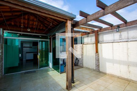 Apartamento à venda com 96m², 2 quartos e 1 vaga Apartamento à venda com 96m², 2 quartos e 1 vagaÁrea de serviço/Cobertura