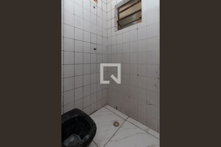 Banheiro de casa para alugar com 1 quarto, 70m² em Vila Ede, São Paulo