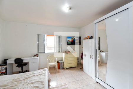 Quarto 2 de casa à venda com 4 quartos, 258m² em Jardim Las Vegas, Guarulhos