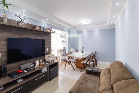 Sala de apartamento para alugar com 3 quartos, 74m² em City Bussocaba, Osasco