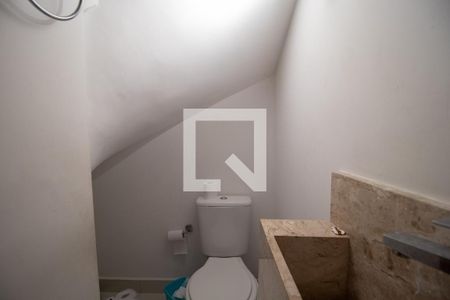 Lavabo de casa de condomínio à venda com 3 quartos, 115m² em Parque Vitoria, São Paulo