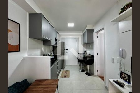 Sala de apartamento para alugar com 1 quarto, 30m² em Jardim Caravelas, São Paulo