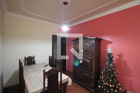 Sala de casa à venda com 3 quartos, 120m² em Planalto, Belo Horizonte